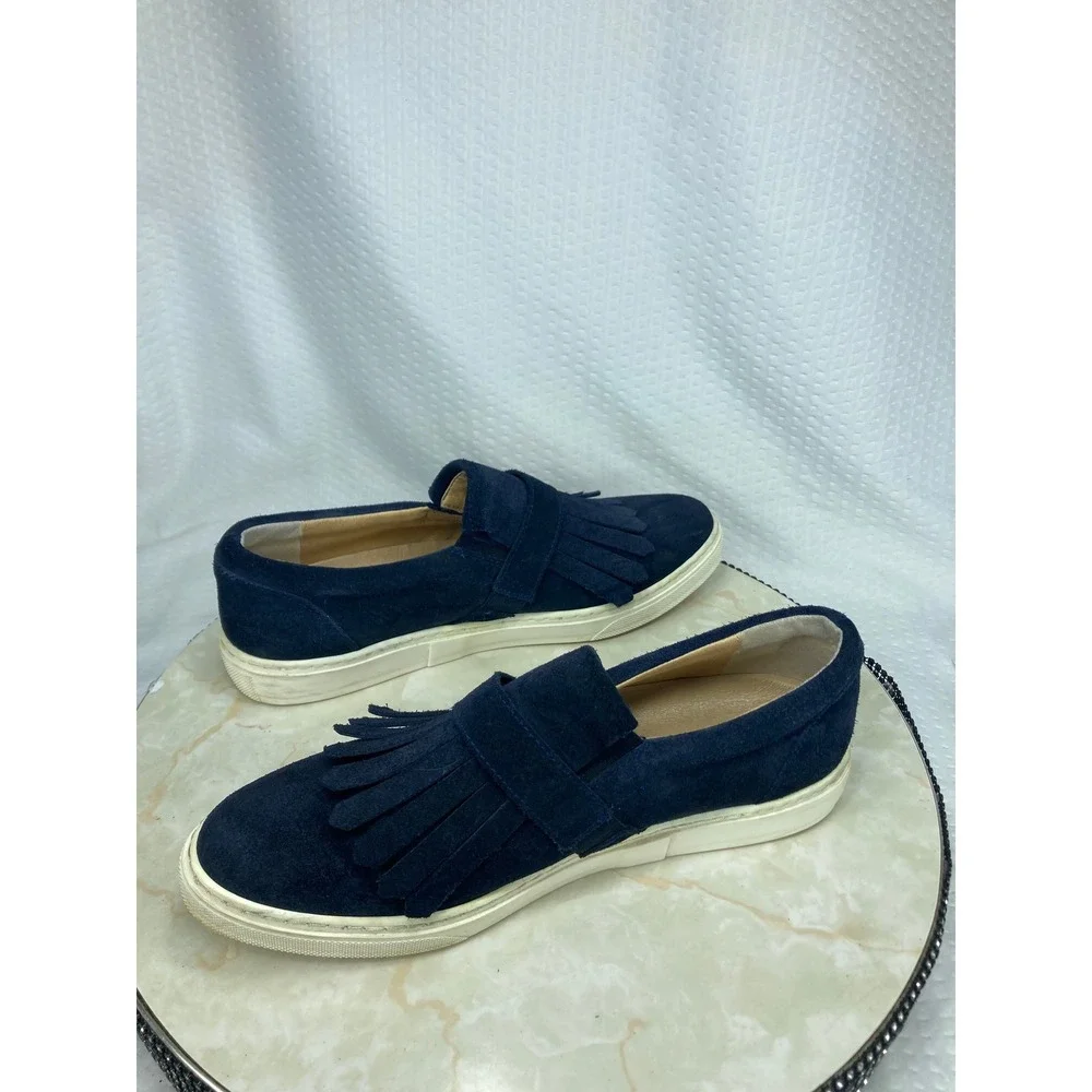 Anthropologie Suede Kiltie Fringe Slip On Loafers Womens 40 Navy Low Top Shoes